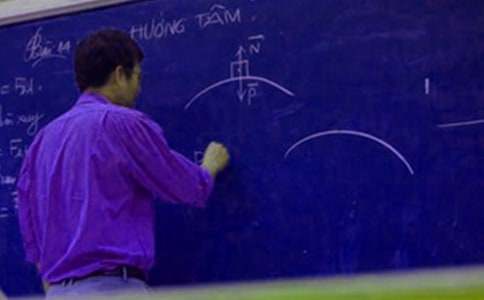 小学三年级班主任的学生评语