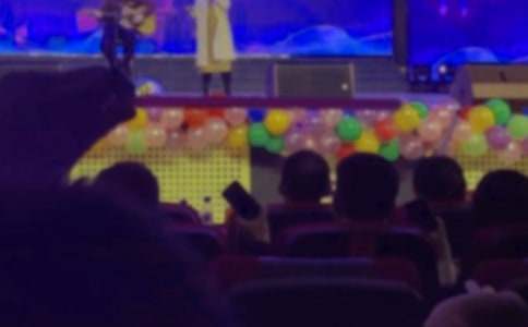 六年级毕业晚会主持词开场白